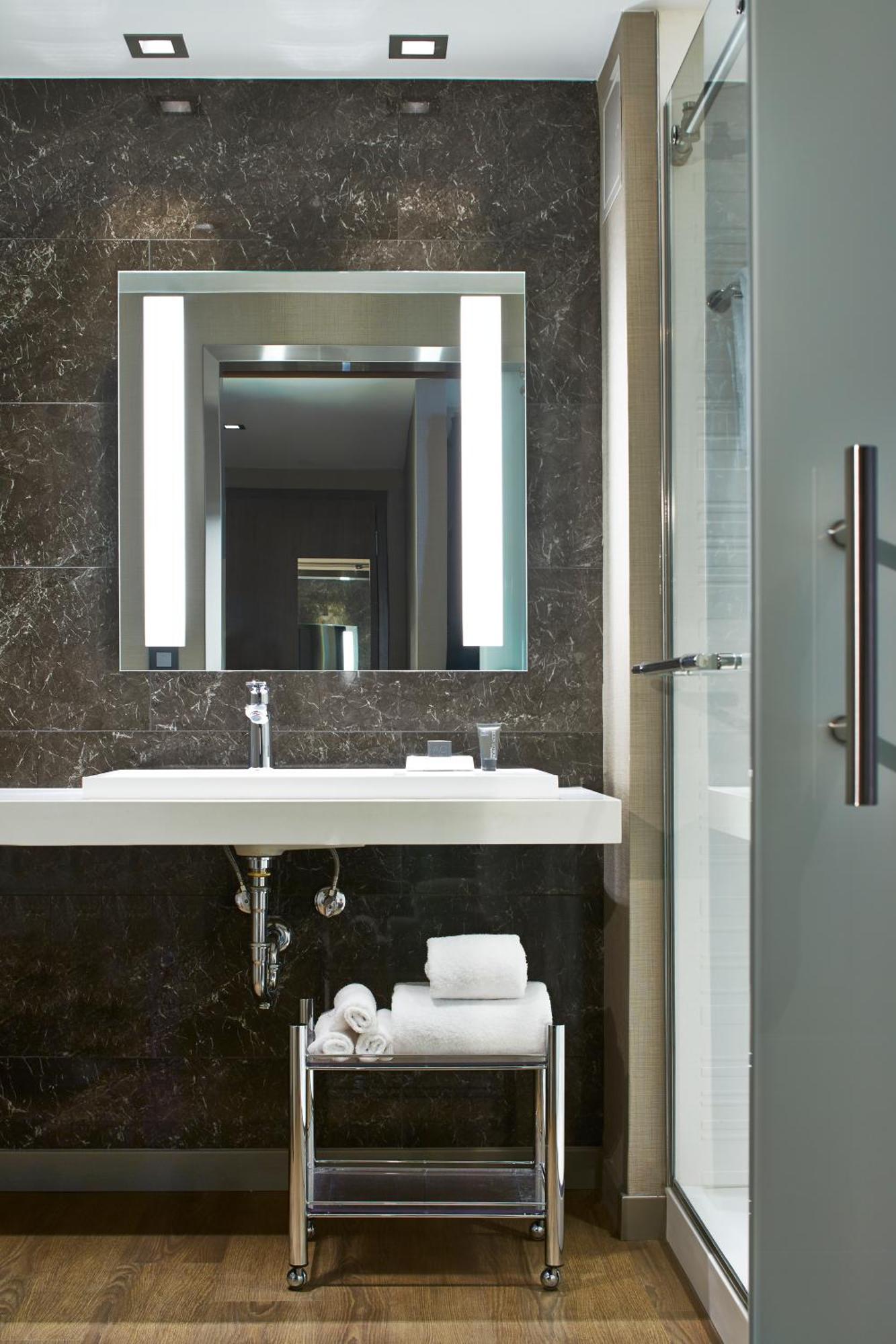 Ac Hotel By Marriott Seattle Bellevue/Downtown Extérieur photo