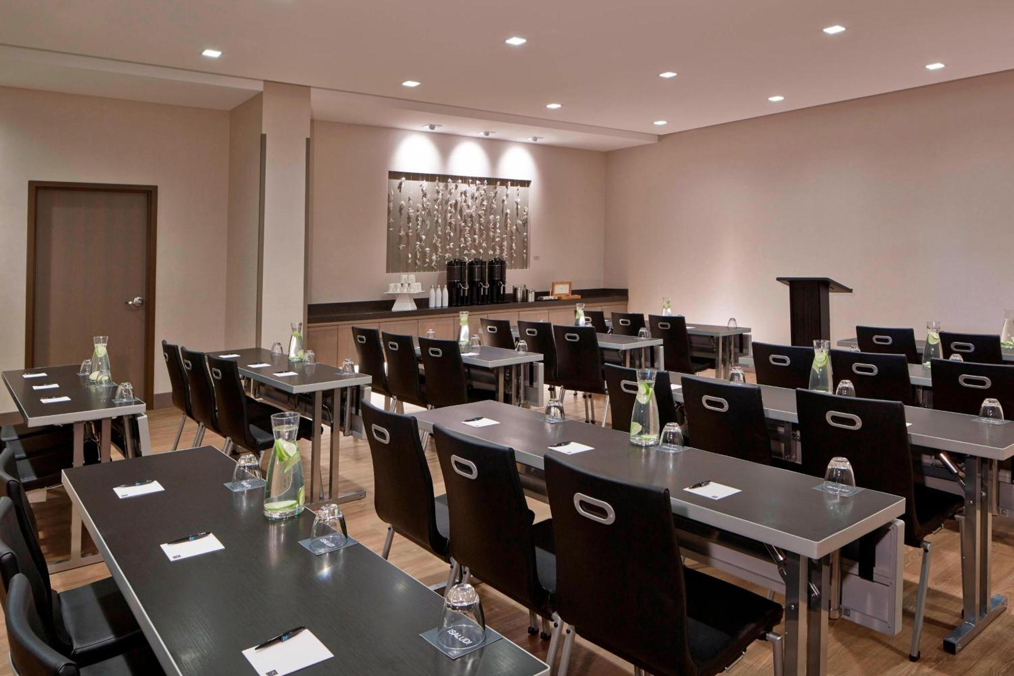 Ac Hotel By Marriott Seattle Bellevue/Downtown Extérieur photo