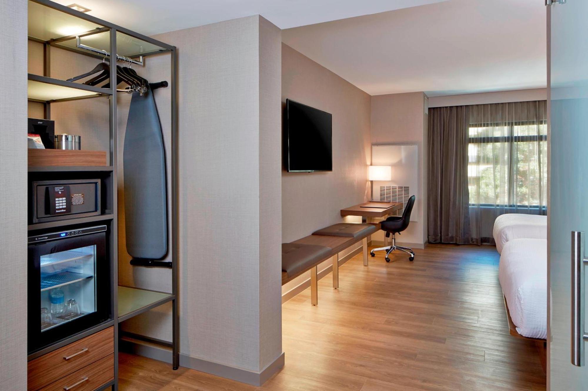Ac Hotel By Marriott Seattle Bellevue/Downtown Extérieur photo