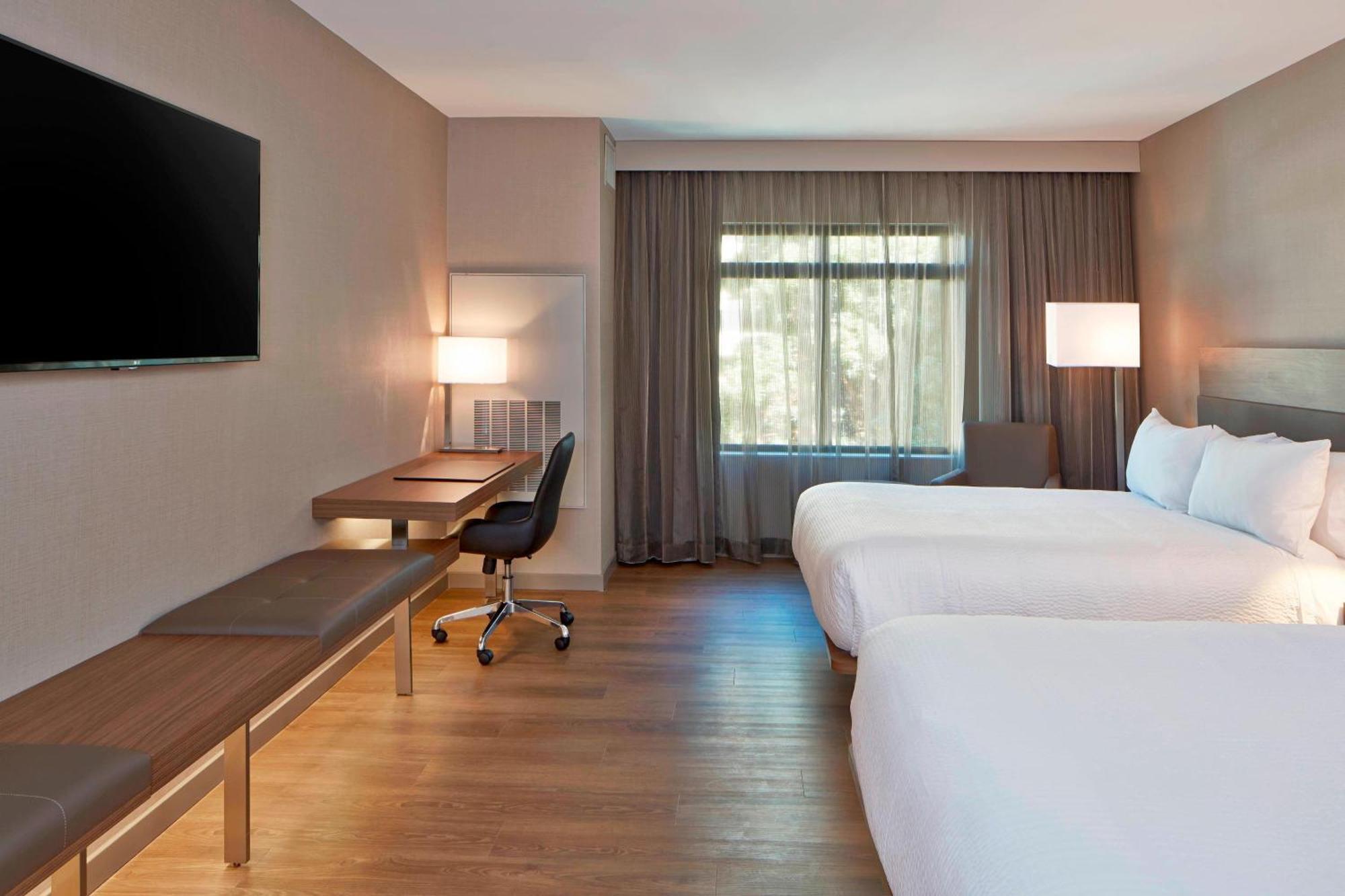 Ac Hotel By Marriott Seattle Bellevue/Downtown Extérieur photo