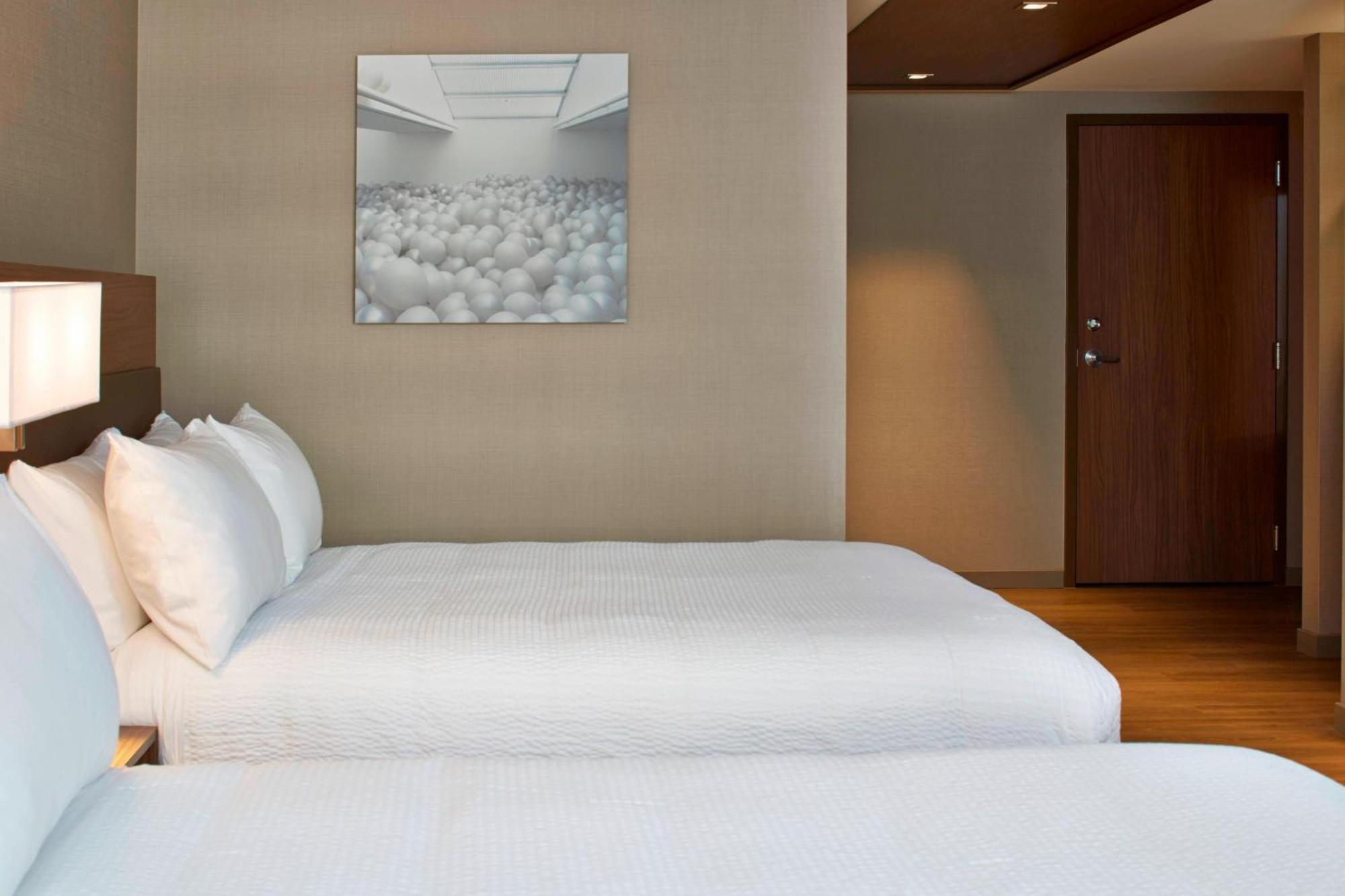 Ac Hotel By Marriott Seattle Bellevue/Downtown Extérieur photo