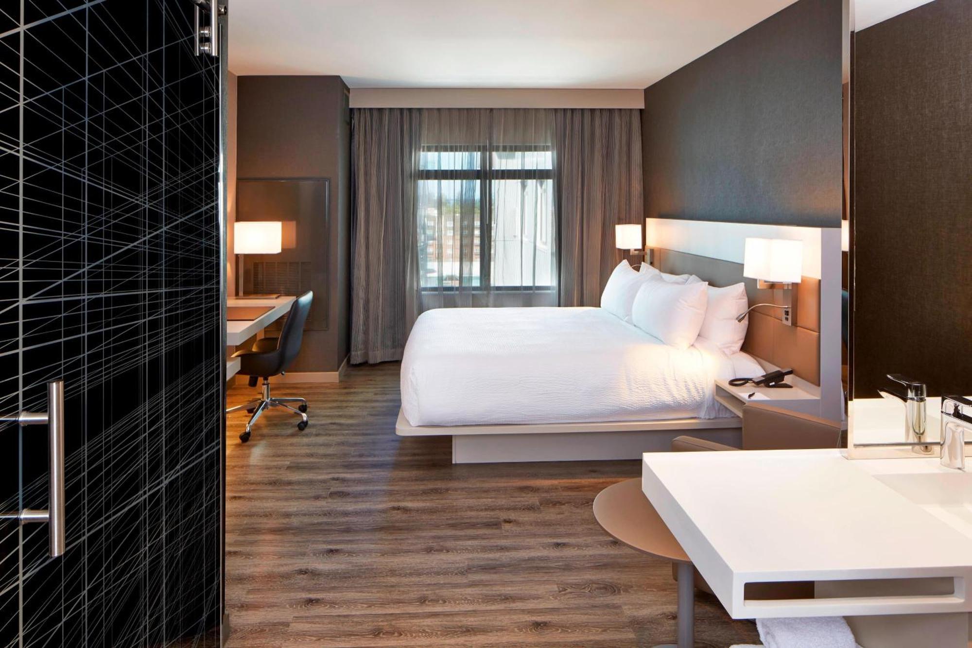 Ac Hotel By Marriott Seattle Bellevue/Downtown Extérieur photo